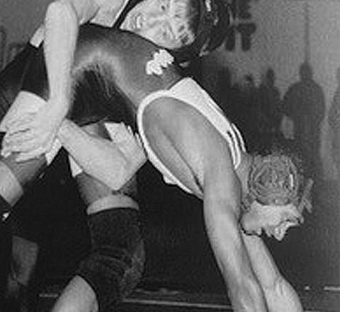 photo of BJ Clampitt wrestling a competitor